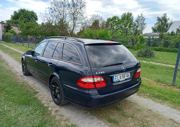 Mercedes-Benz Klasa E cena 16800 przebieg: 278000, rok produkcji 2004 z Łask małe 781